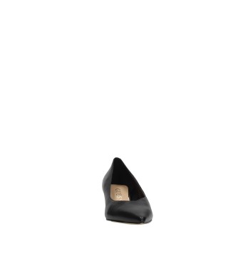 GUESS DECOLLETE PELLE NERO DONNA