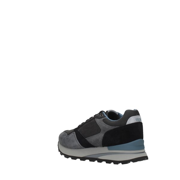 Blauer Sneakers 
