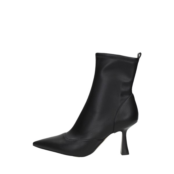 Michael Kors Ankle Boot And Booties 